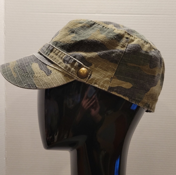 🩵EUC~ CAMOUFLAGE CADET CAP - Picture 2 of 6